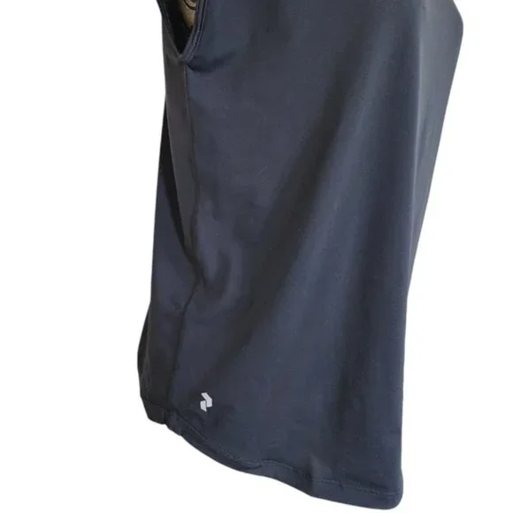 Peak Performance Epic Tee Shirt Black Back Seam Detail Lightweight - Picture 6 of 12